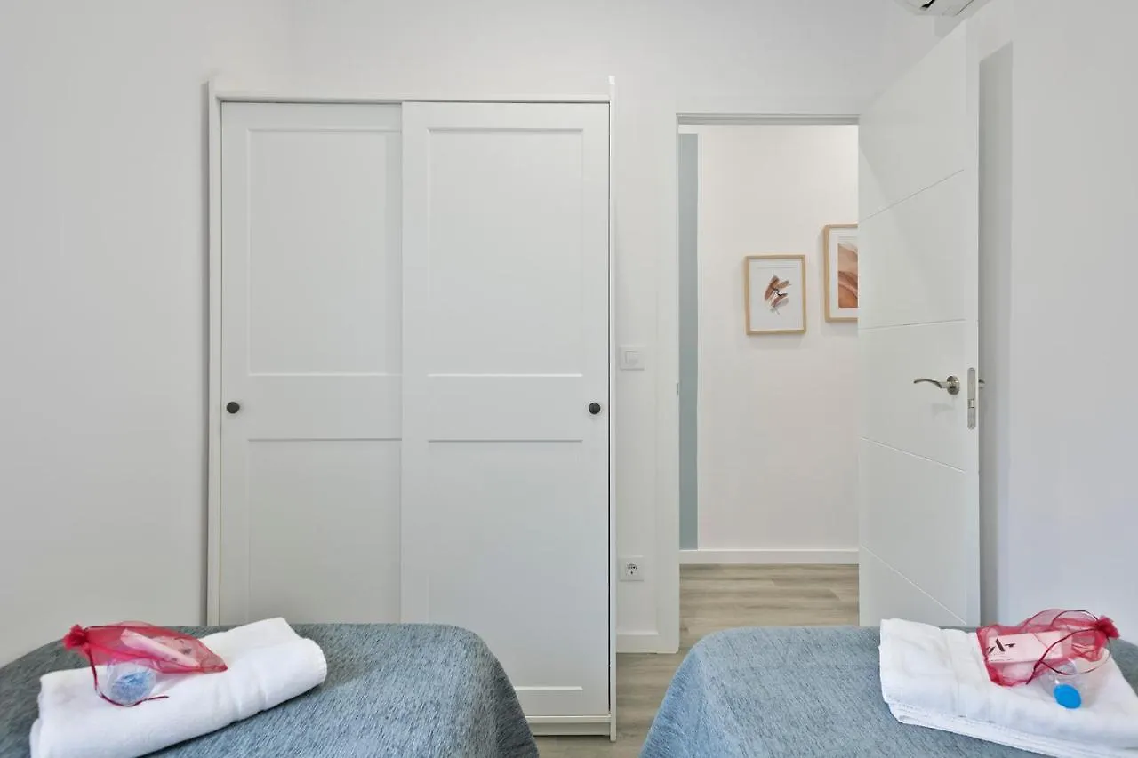 Apartamento Alcam Badalona Roger España