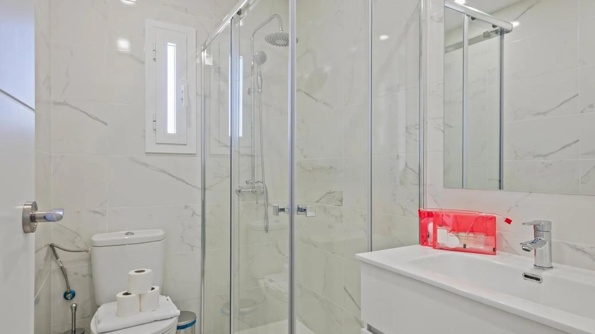 Apartamento Alcam Badalona Roger